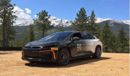 ff91上线量产直播,见证未来智能出行里程碑